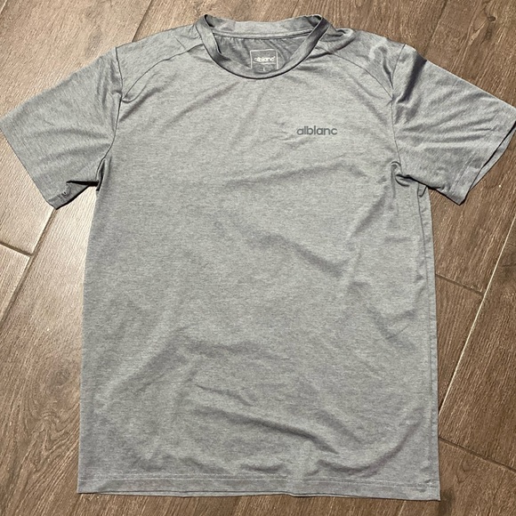 Dry-fit Grey T-shirt - Picture 1 of 3